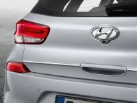 Tailgate trim line, i30 PD CW