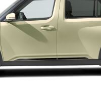 side trim lines . piano black, INSTER