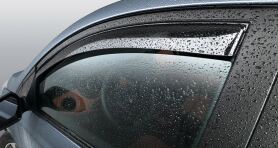 Wind deflectors, front, i10